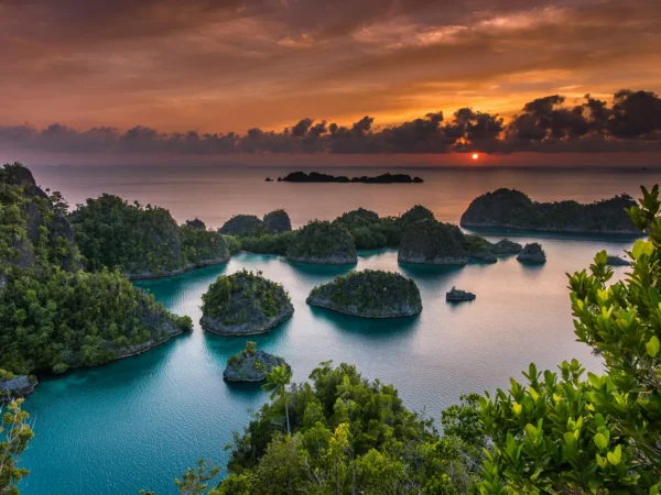 Banda Neira 4 Hari 3 Malam Private Trip