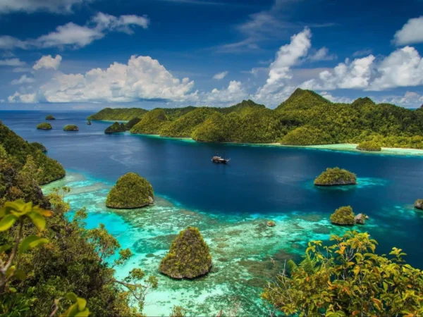 Tour Raja Ampat 3 Hari 2 Malam (Piaynemo – Kabui)